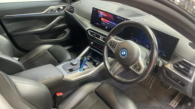 2022 BMW I4