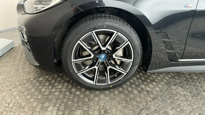 2022 BMW I4