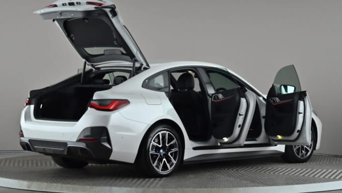 2022 BMW I4