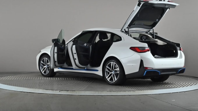 2023 BMW I4