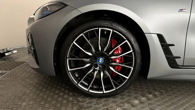 2023 BMW I4