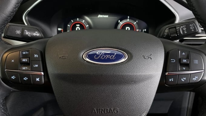 2021 Ford Kuga