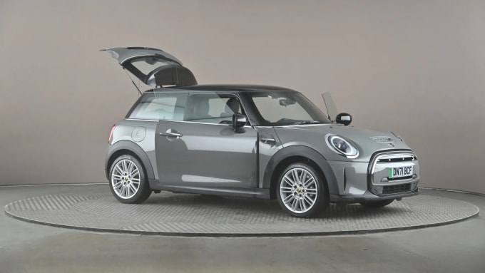 2021 Mini Hatch