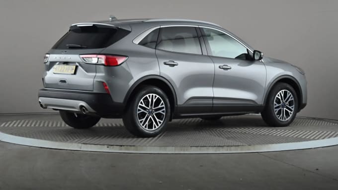 2022 Ford Kuga