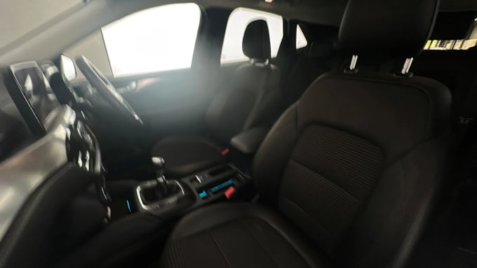 2022 Ford Kuga