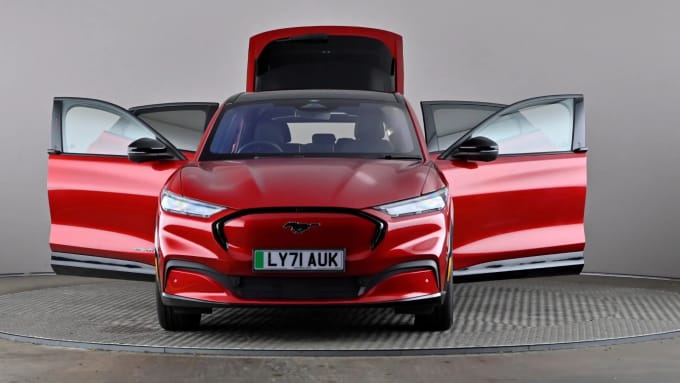 2021 Ford Mustang Mach-e