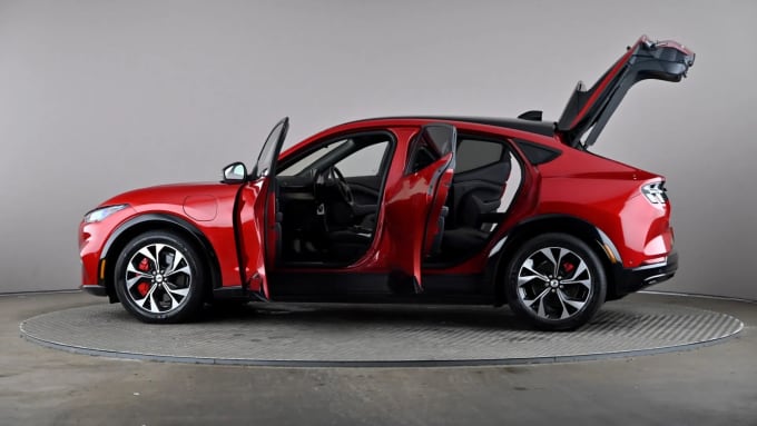 2021 Ford Mustang Mach-e