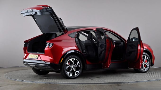2021 Ford Mustang Mach-e