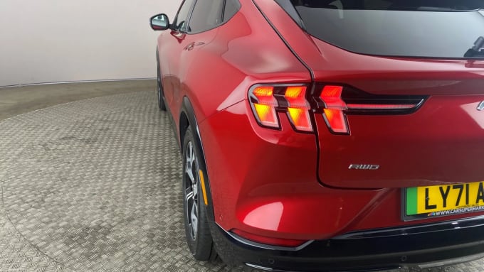 2021 Ford Mustang Mach-e