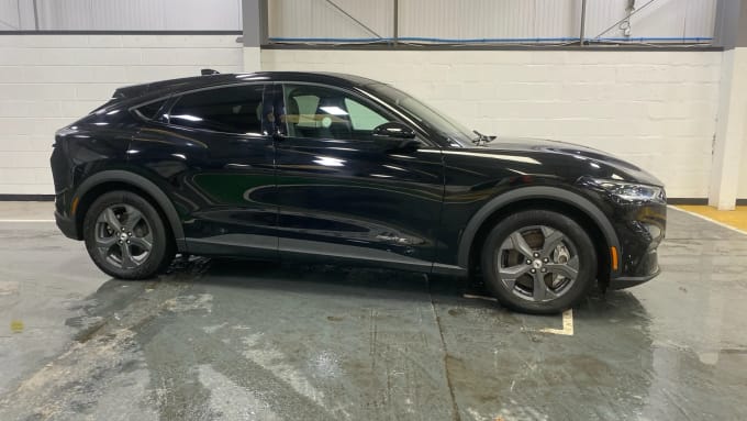 2021 Ford Mustang Mach-e