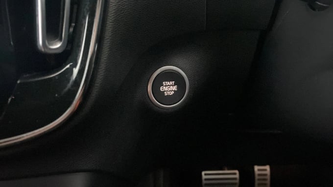2021 Volvo Xc40