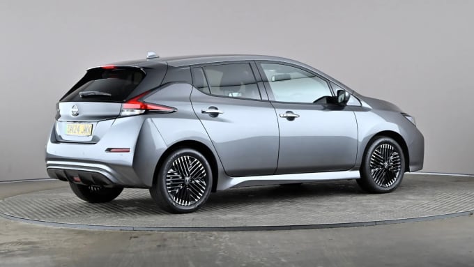 2024 Nissan Leaf