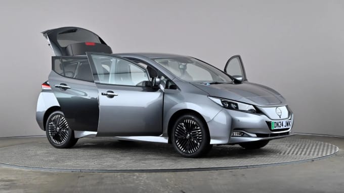 2024 Nissan Leaf