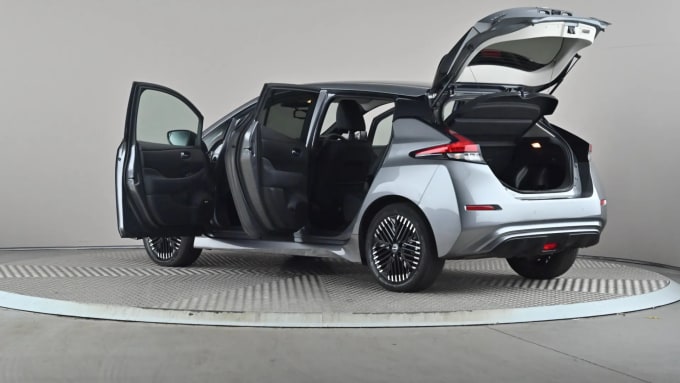 2022 Nissan Leaf