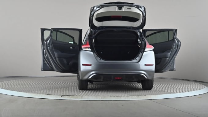 2022 Nissan Leaf