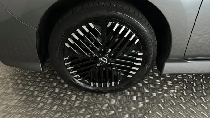 2022 Nissan Leaf