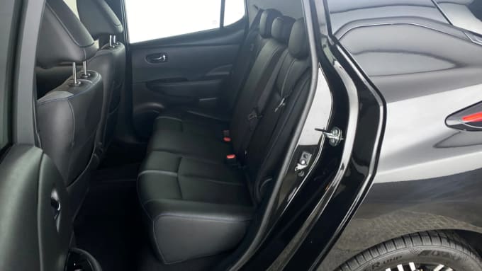 2023 Nissan Leaf