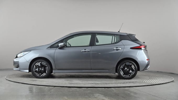 2022 Nissan Leaf