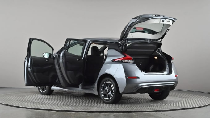 2022 Nissan Leaf