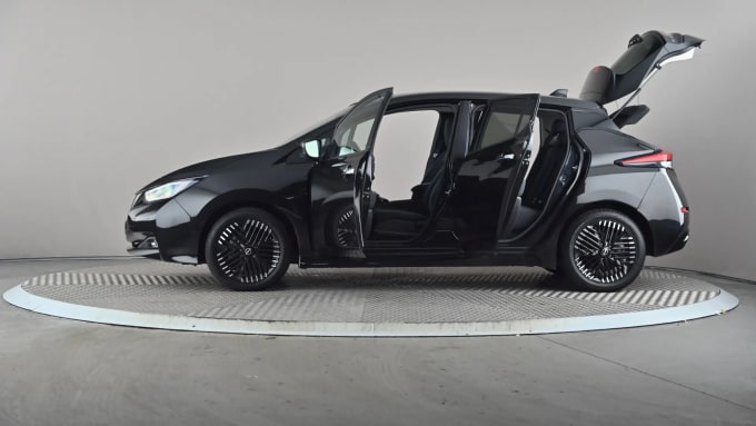 2024 Nissan Leaf