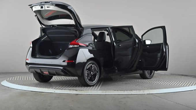 2024 Nissan Leaf