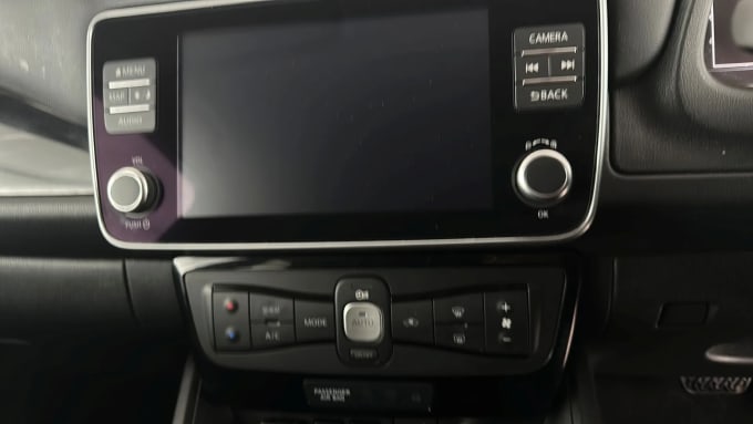 2024 Nissan Leaf
