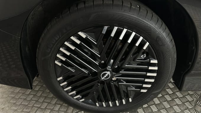 2024 Nissan Leaf
