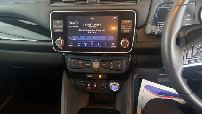 2022 Nissan Leaf