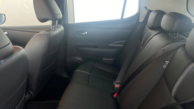 2022 Nissan Leaf