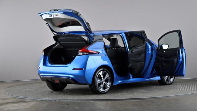 2022 Nissan Leaf