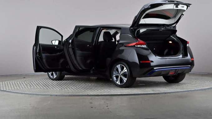 2020 Nissan Leaf