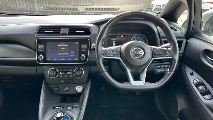 2022 Nissan Leaf