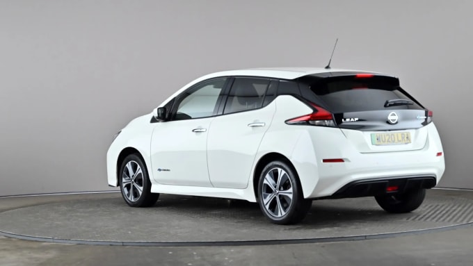 2020 Nissan Leaf