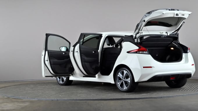 2020 Nissan Leaf