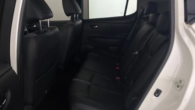 2020 Nissan Leaf
