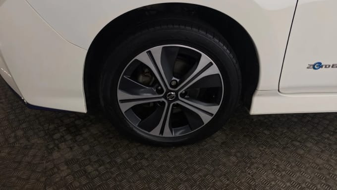 2020 Nissan Leaf