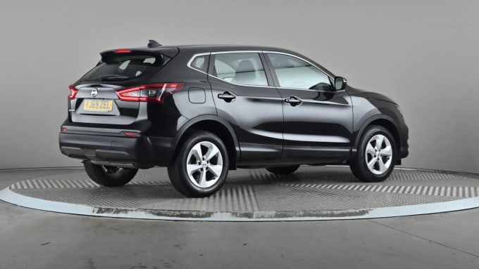2020 Nissan Qashqai