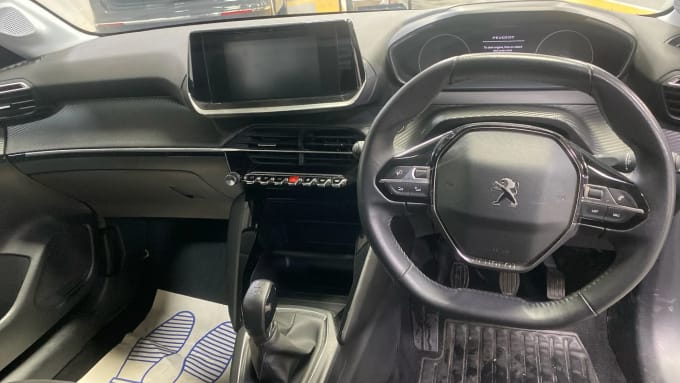2022 Peugeot 208