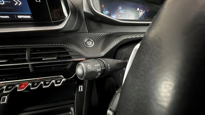 2020 Peugeot 208