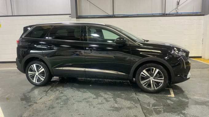 2022 Peugeot 5008