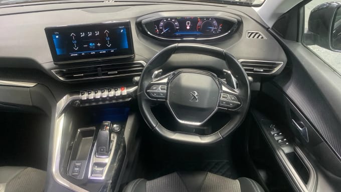2022 Peugeot 5008