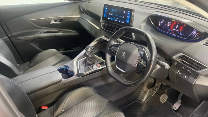 2021 Peugeot 3008