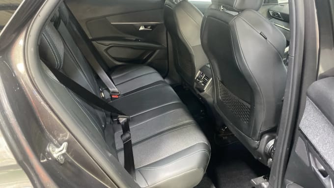 2021 Peugeot 3008