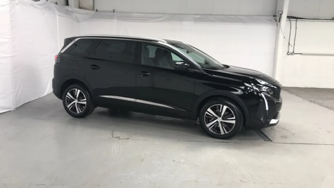 2021 Peugeot 5008