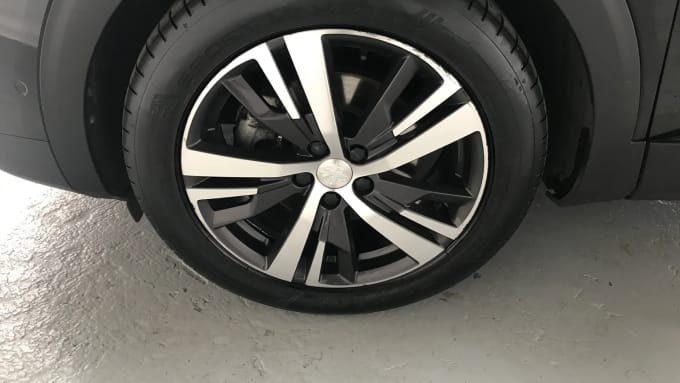 2021 Peugeot 5008
