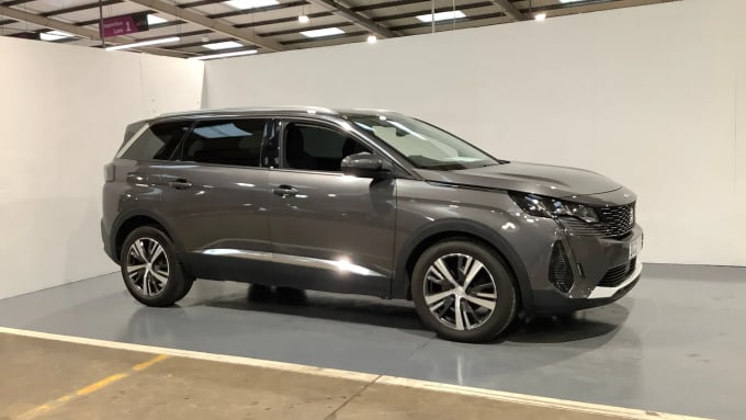 2021 Peugeot 5008