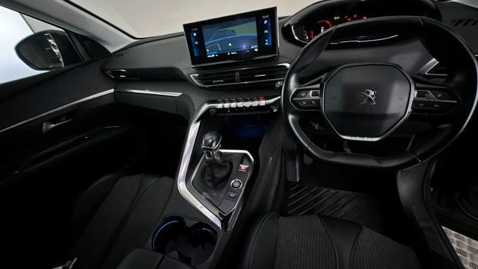 2021 Peugeot 5008