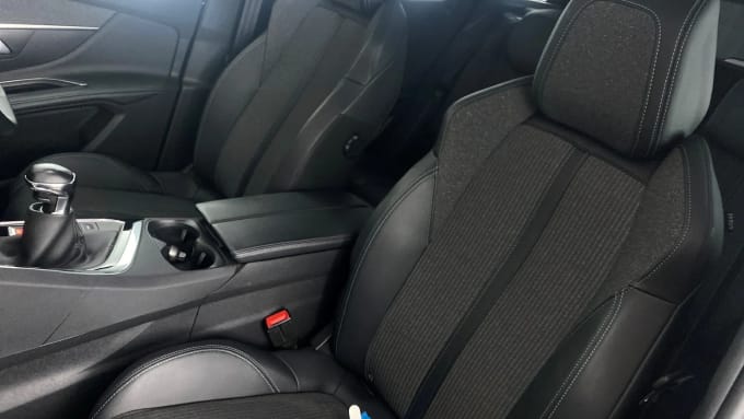 2022 Peugeot 3008