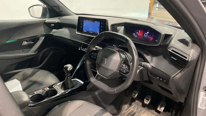 2023 Peugeot 2008