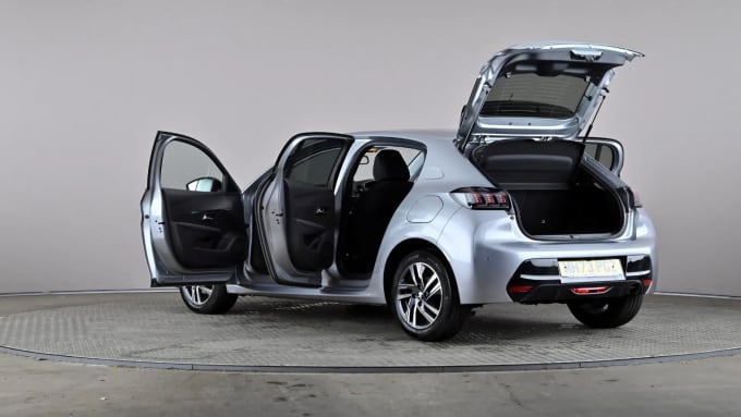 2023 Peugeot 208